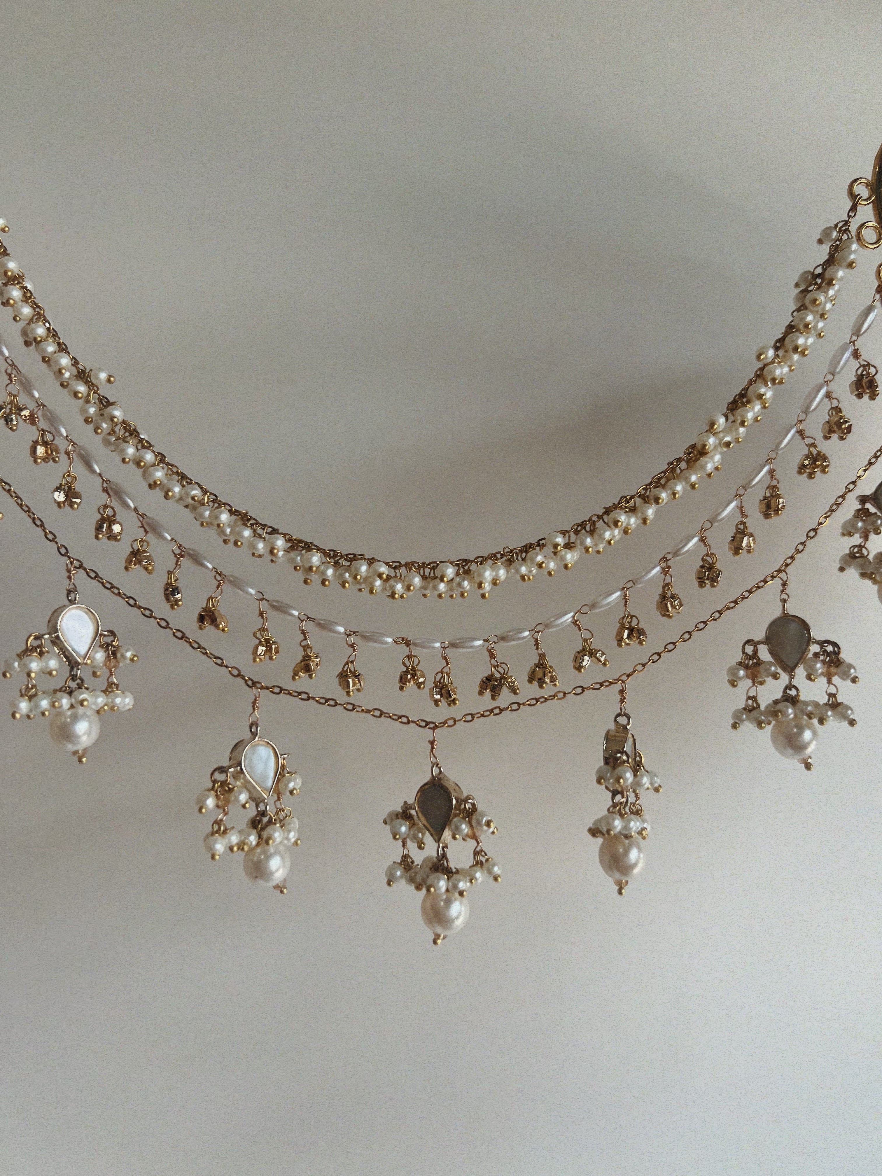 Hania Choker Set