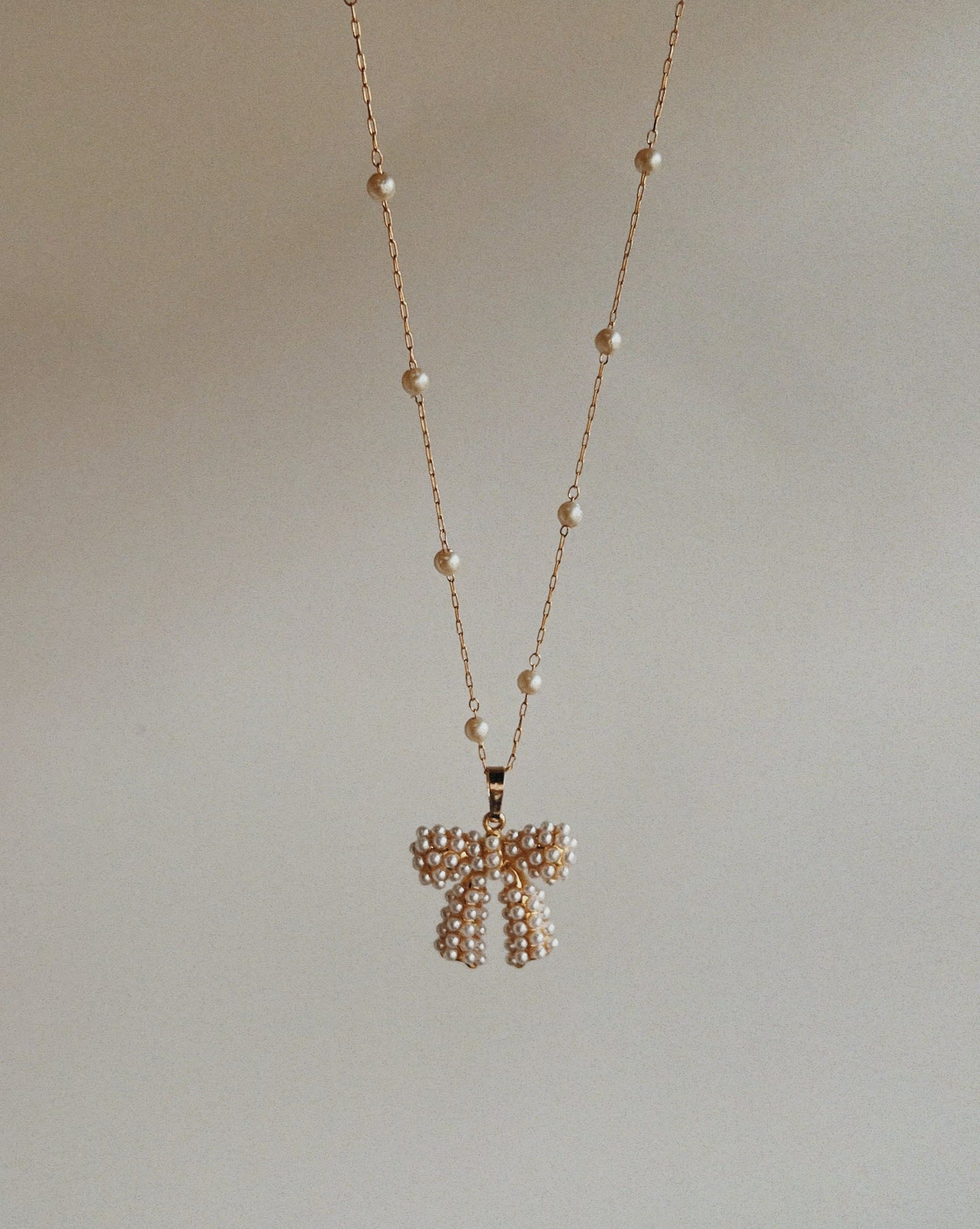 Pearl Bow Necklace