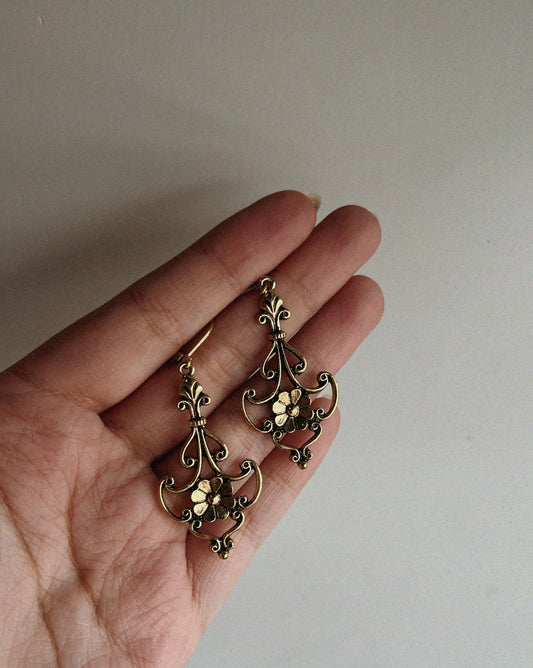 Mahira Earrings