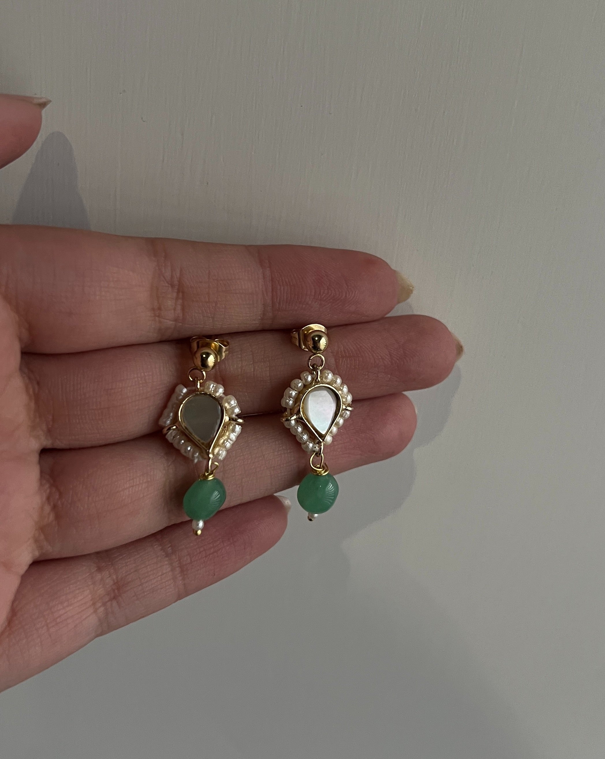 Mahnur Earrings