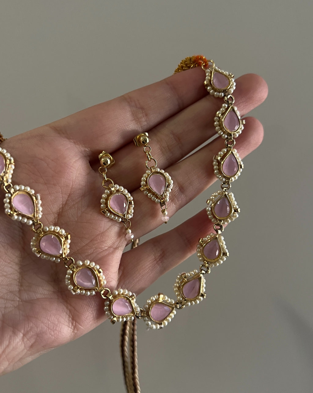 Vaneeza Choker Set - Pink
