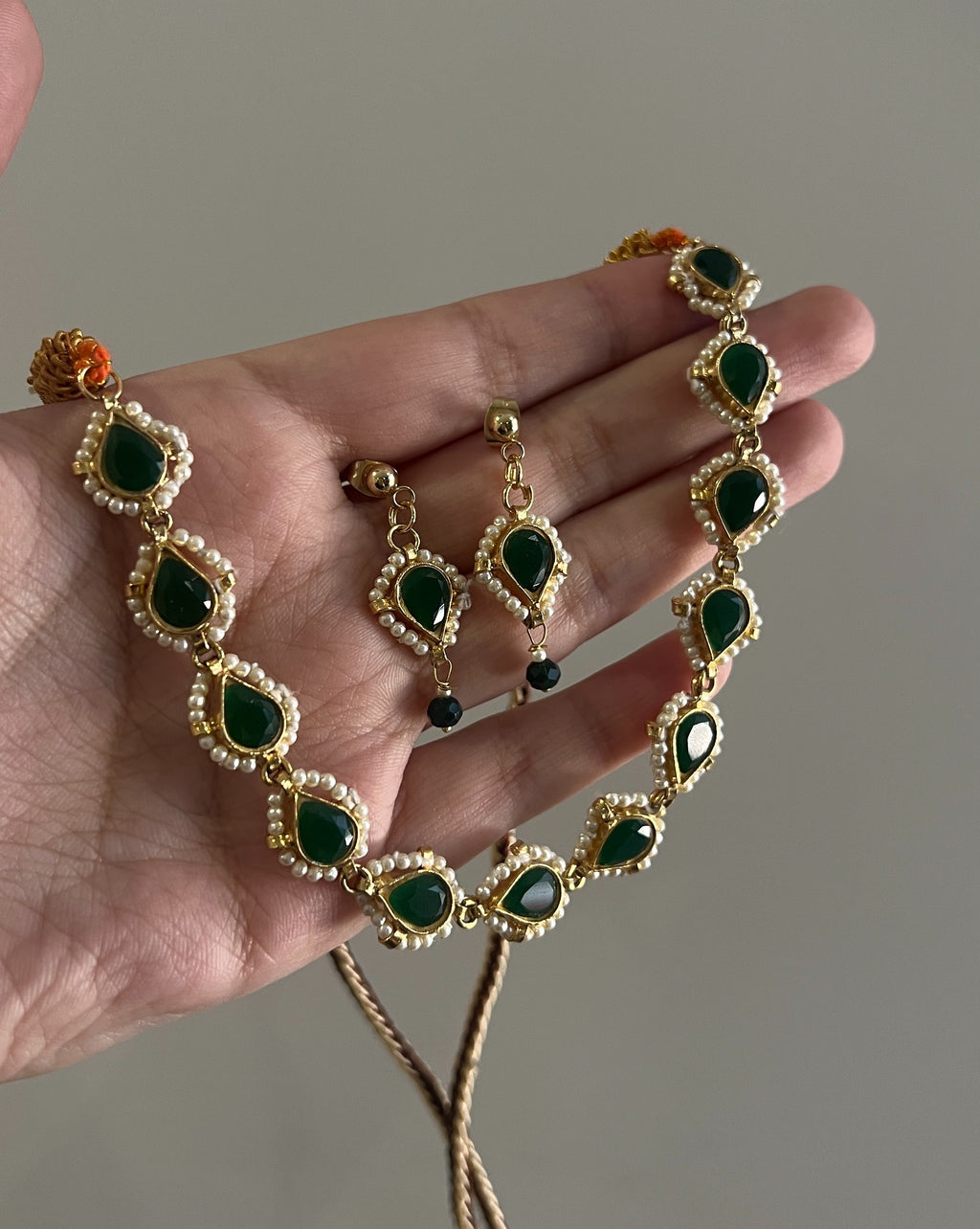 Vaneeza Choker Set - Green