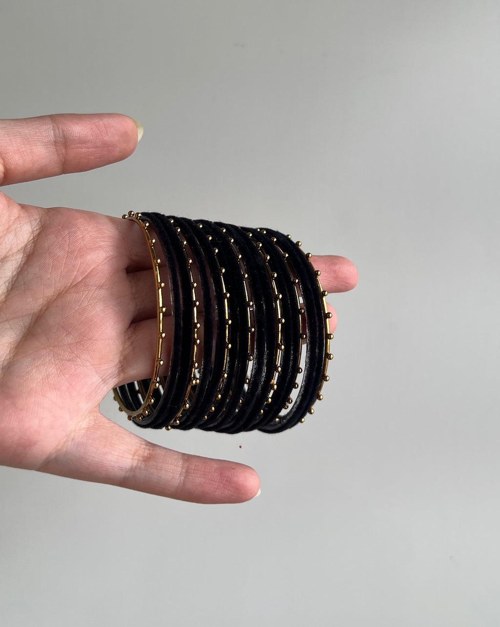 Siyah Velvet Bangles Set