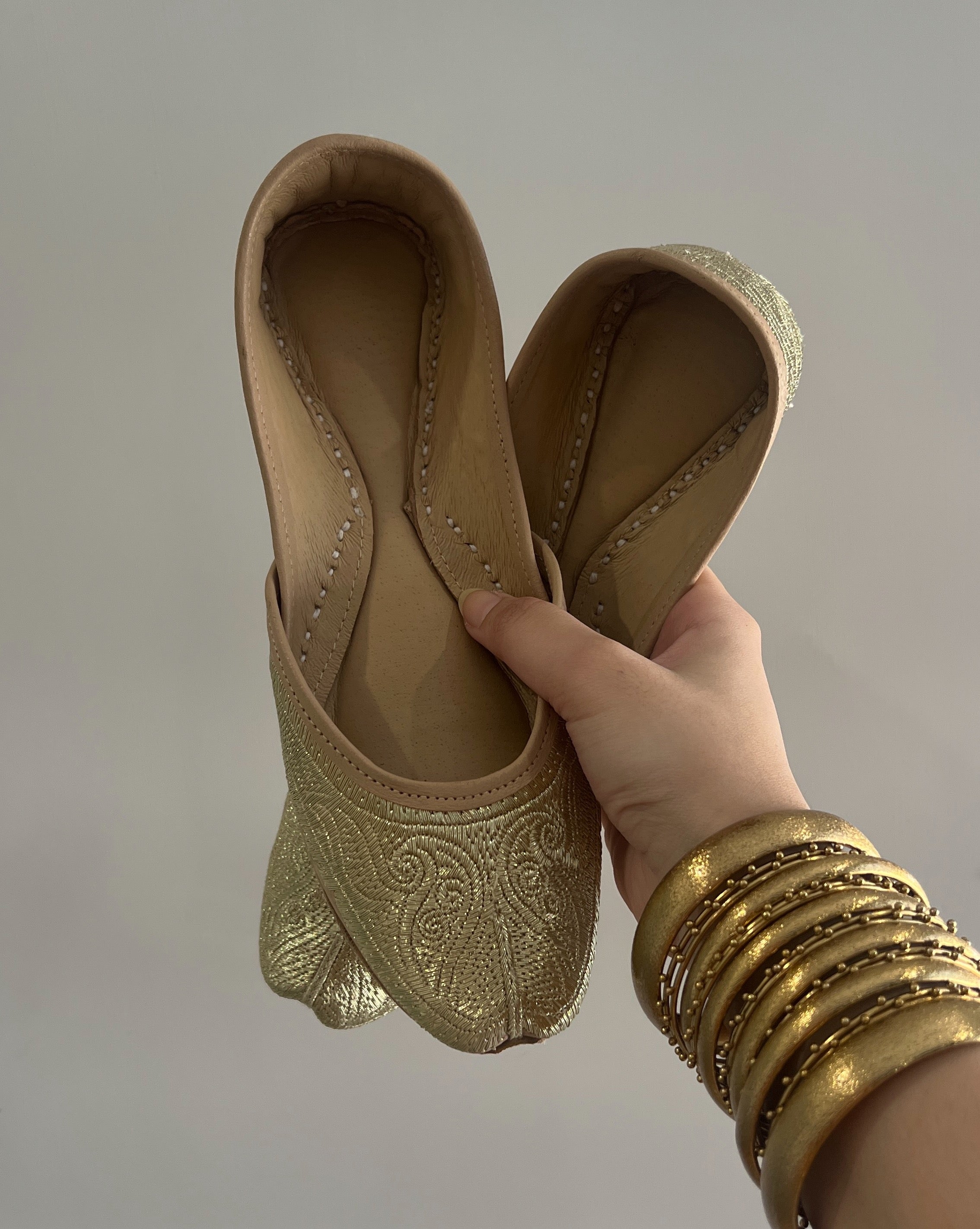 Sona Leather Khussa