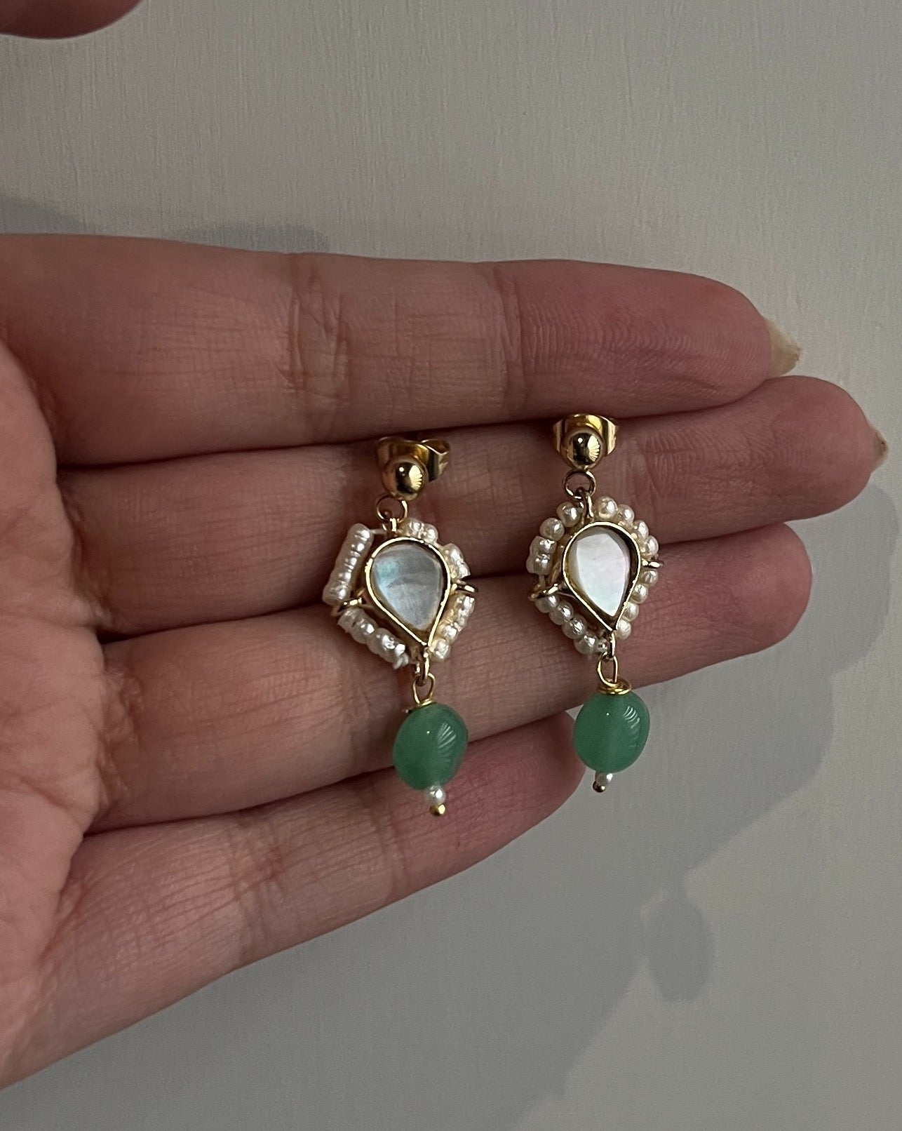 Mahnur Earrings