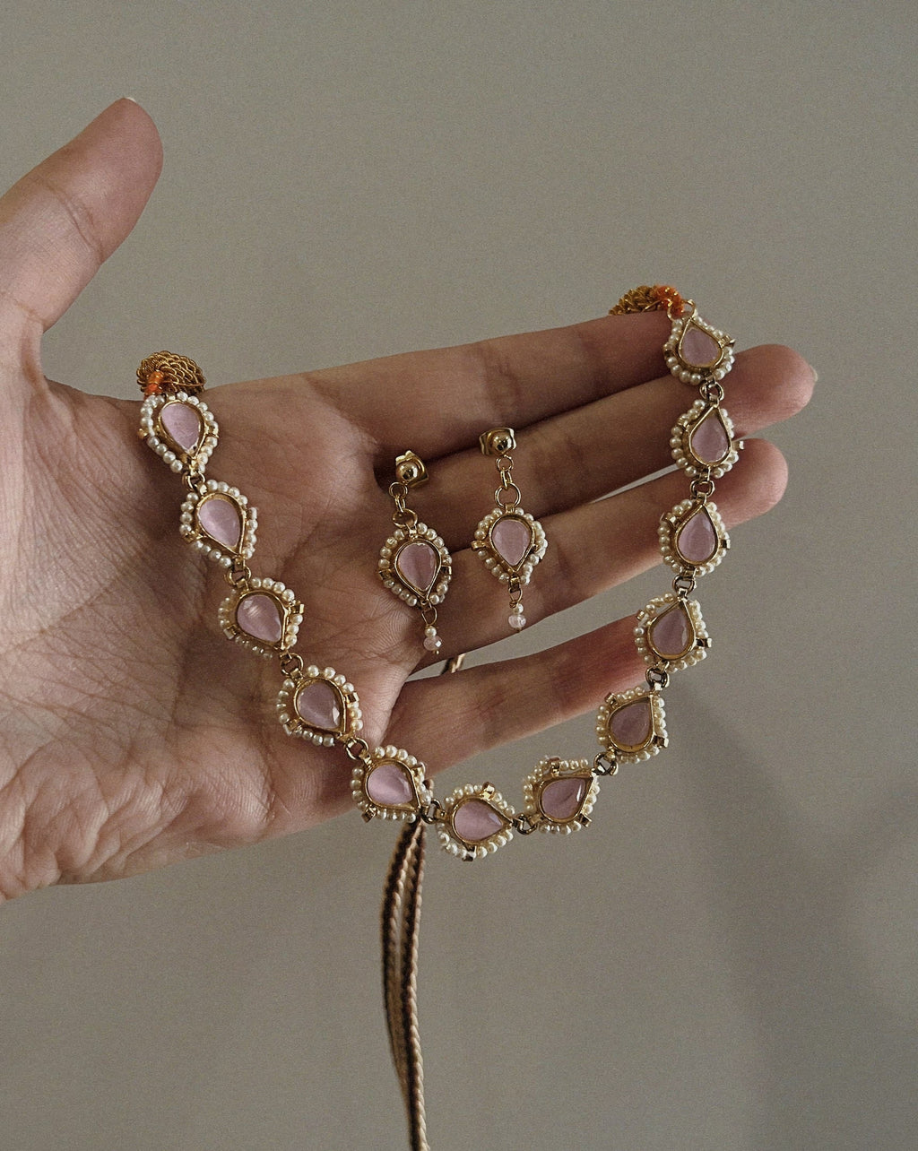 Vaneeza Choker Set - Pink