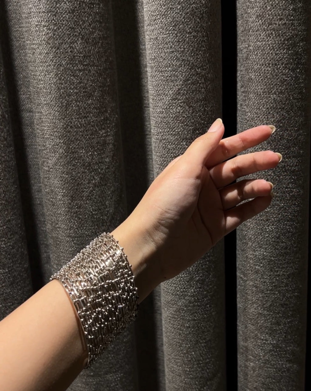 Moti Metal Bangles (Silver)