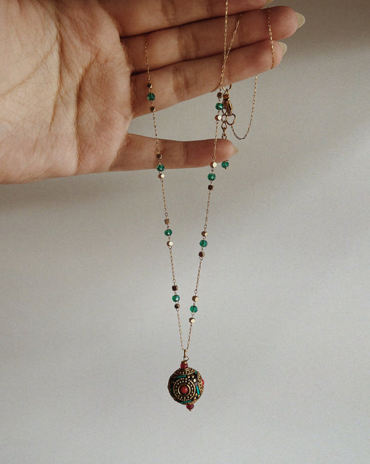 Saliha Necklace