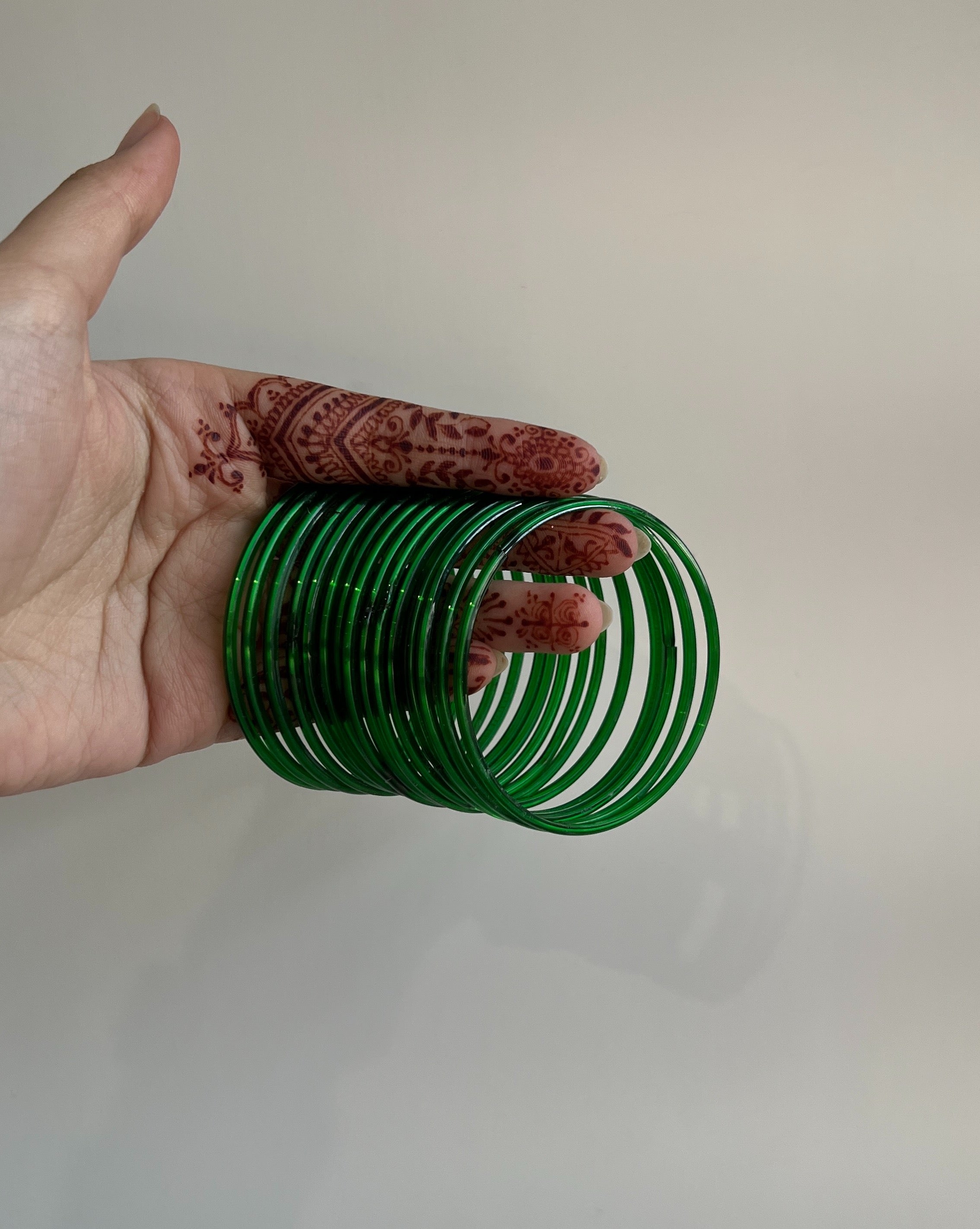 Mor Glass bangles