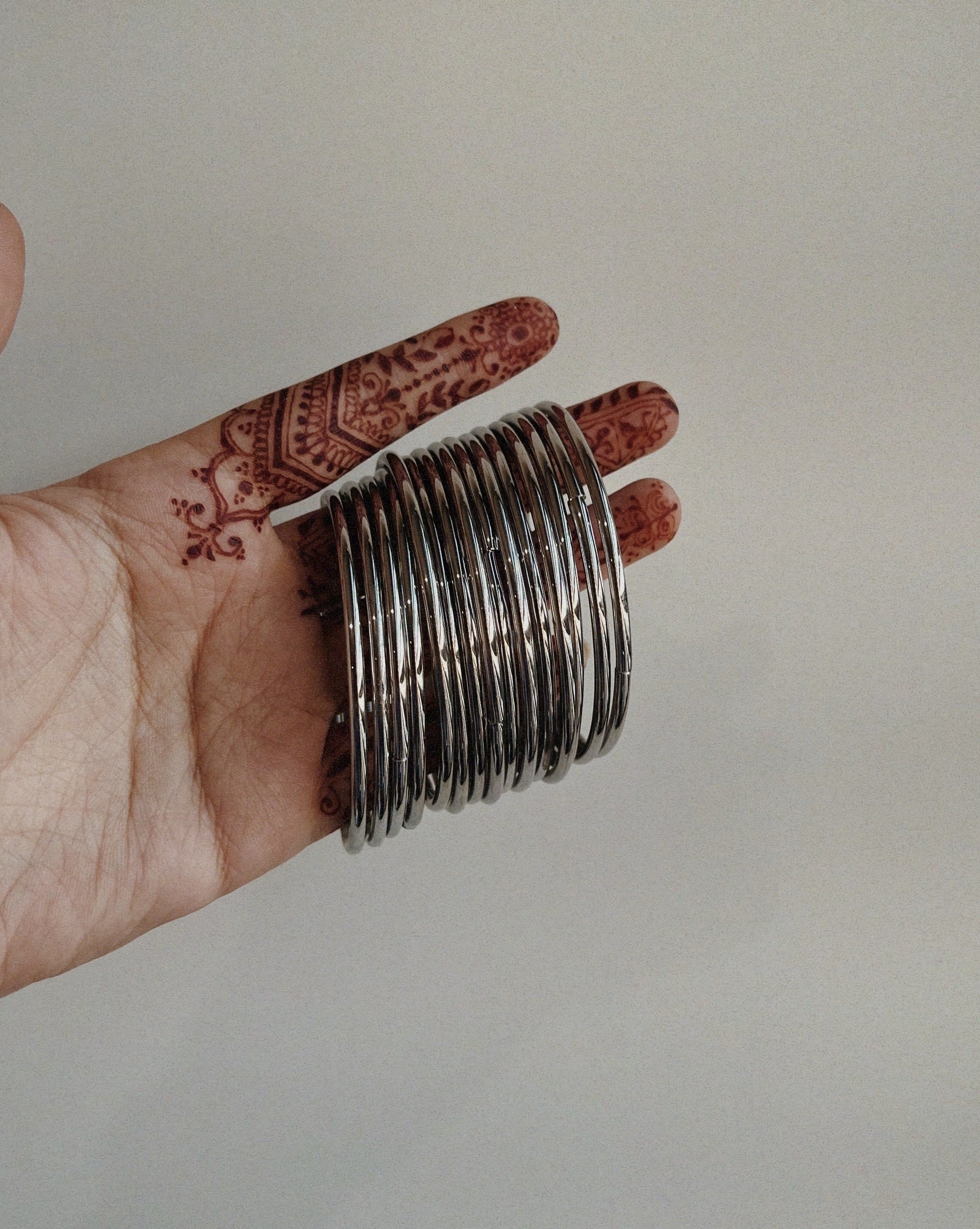 Sheesha Kaanch Bangles