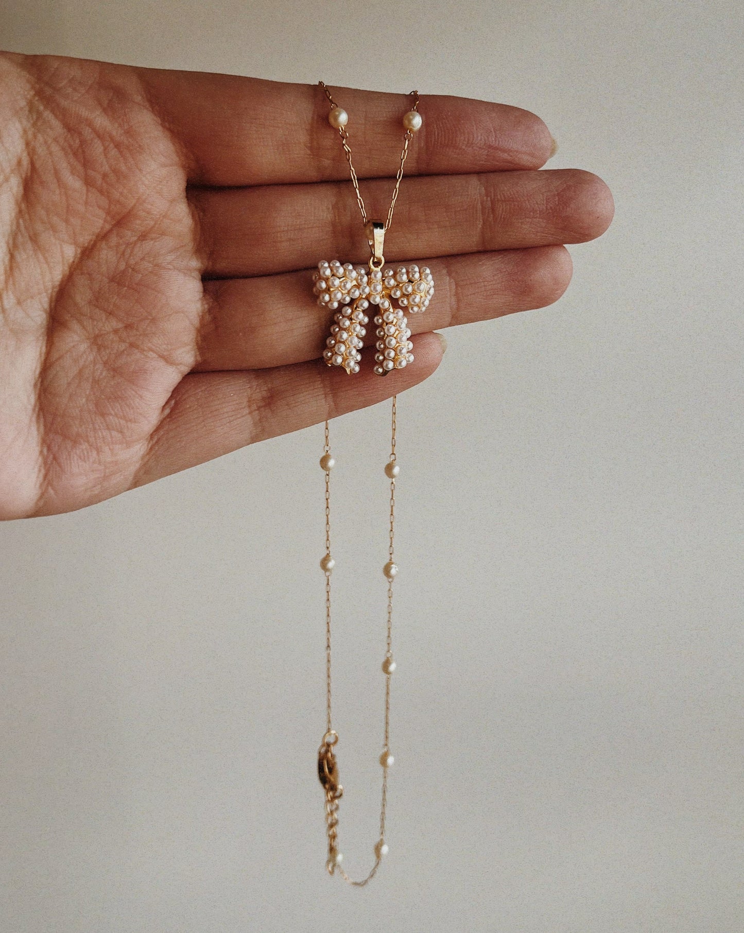 Pearl Bow Necklace