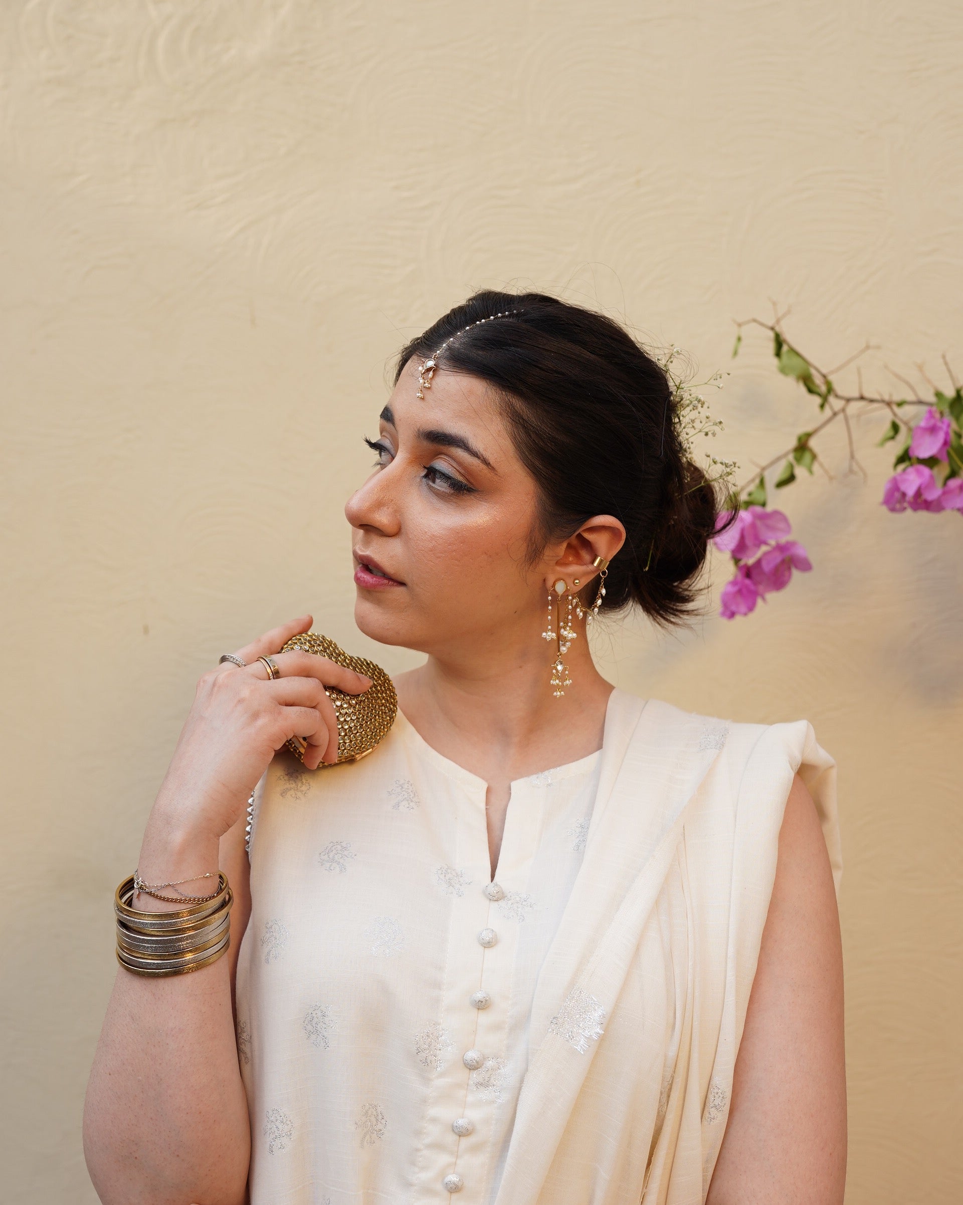 Meena Bindiya
