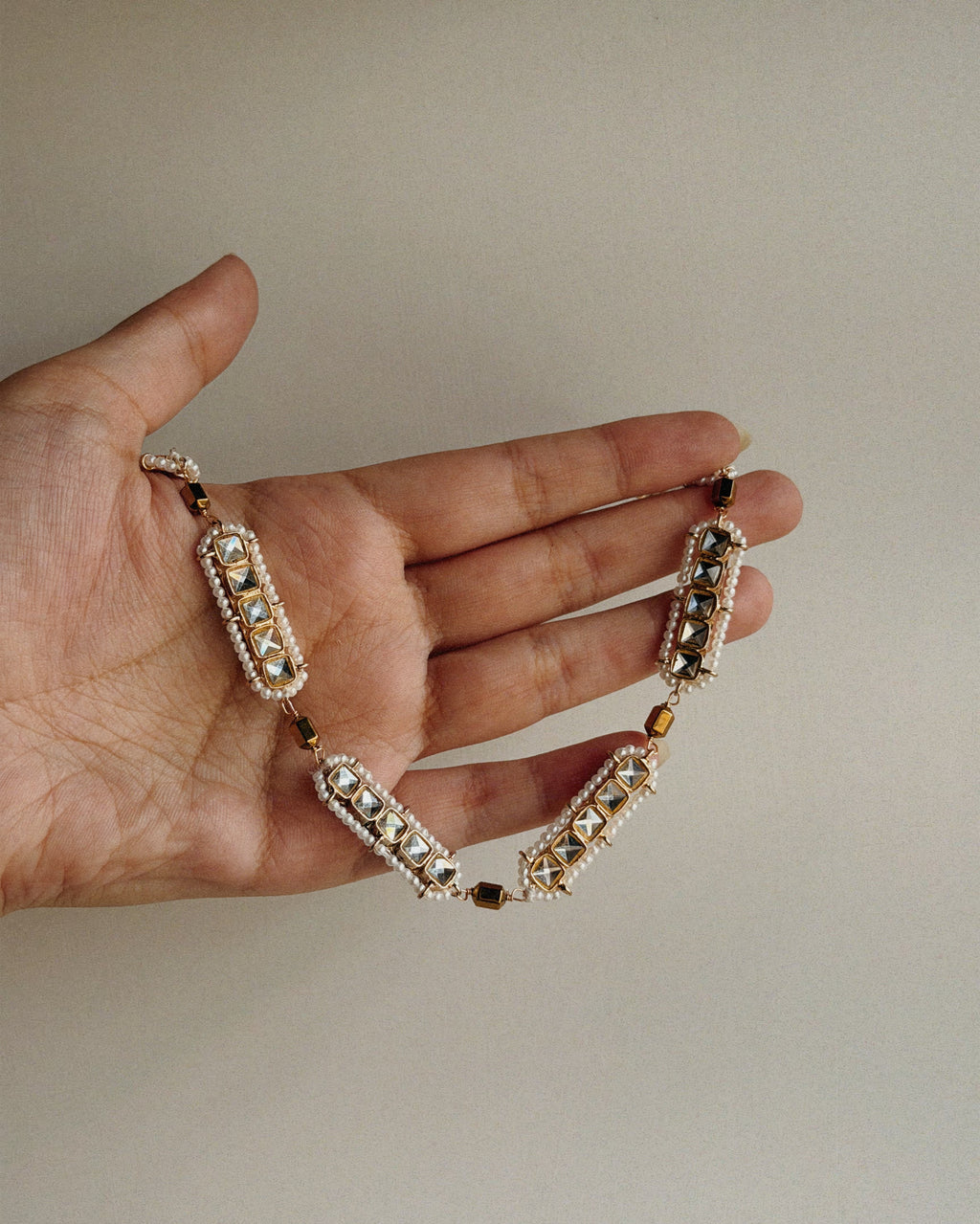 Dania Choker