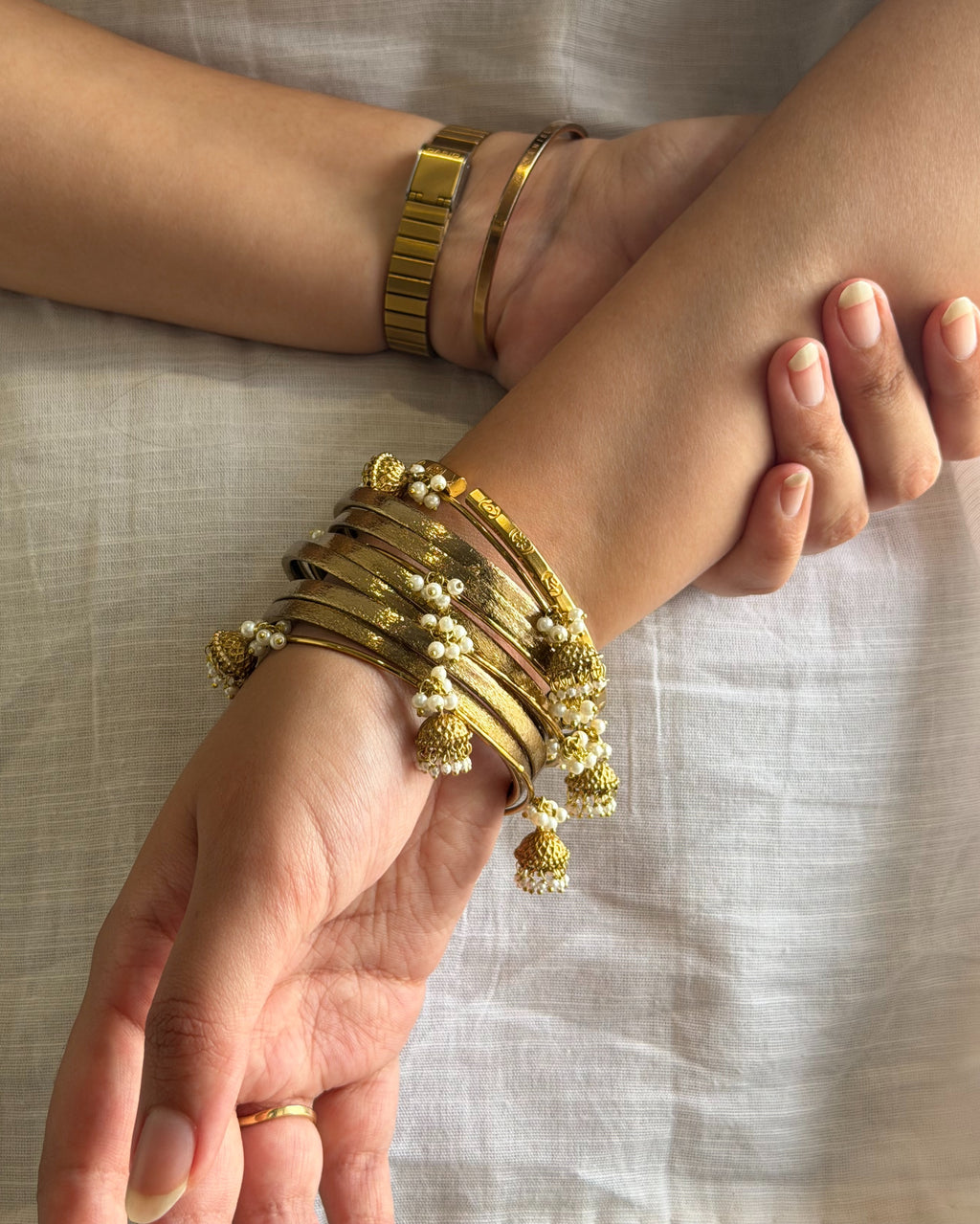 Jhumki Bangle Set