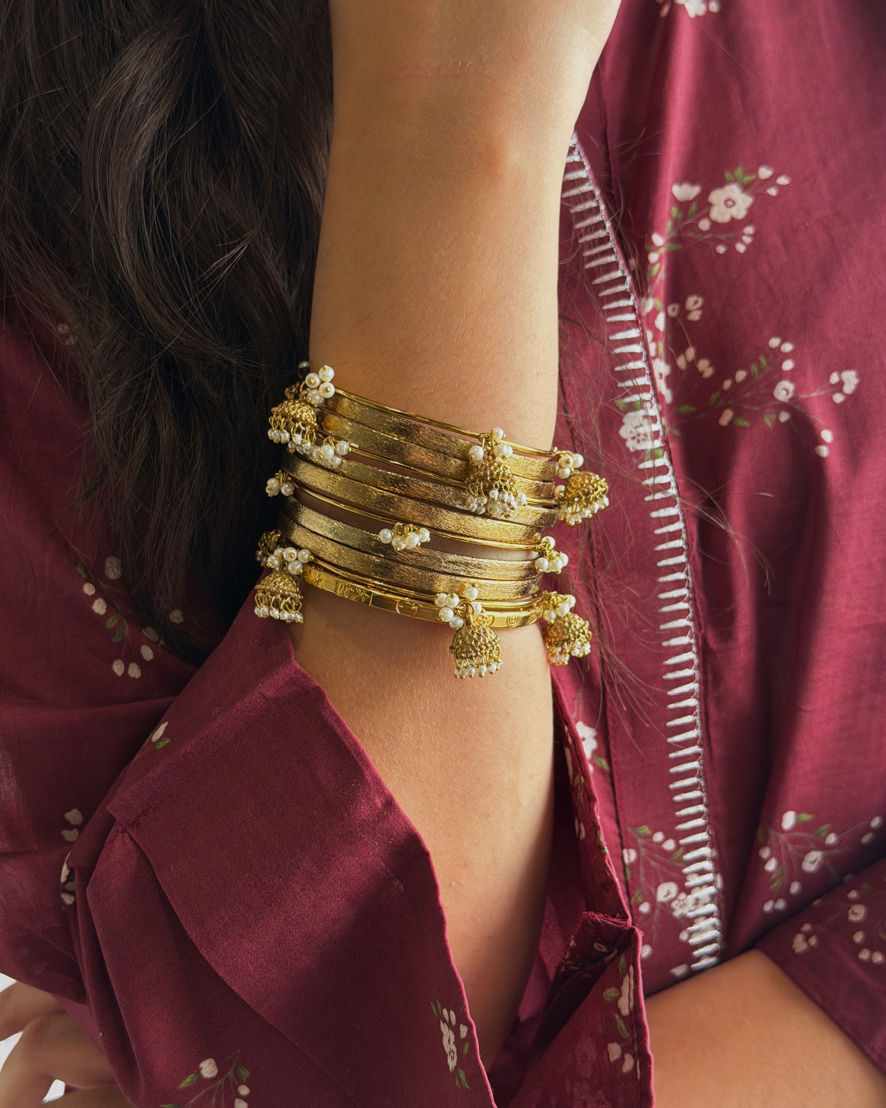 Jhumki Bangle Set