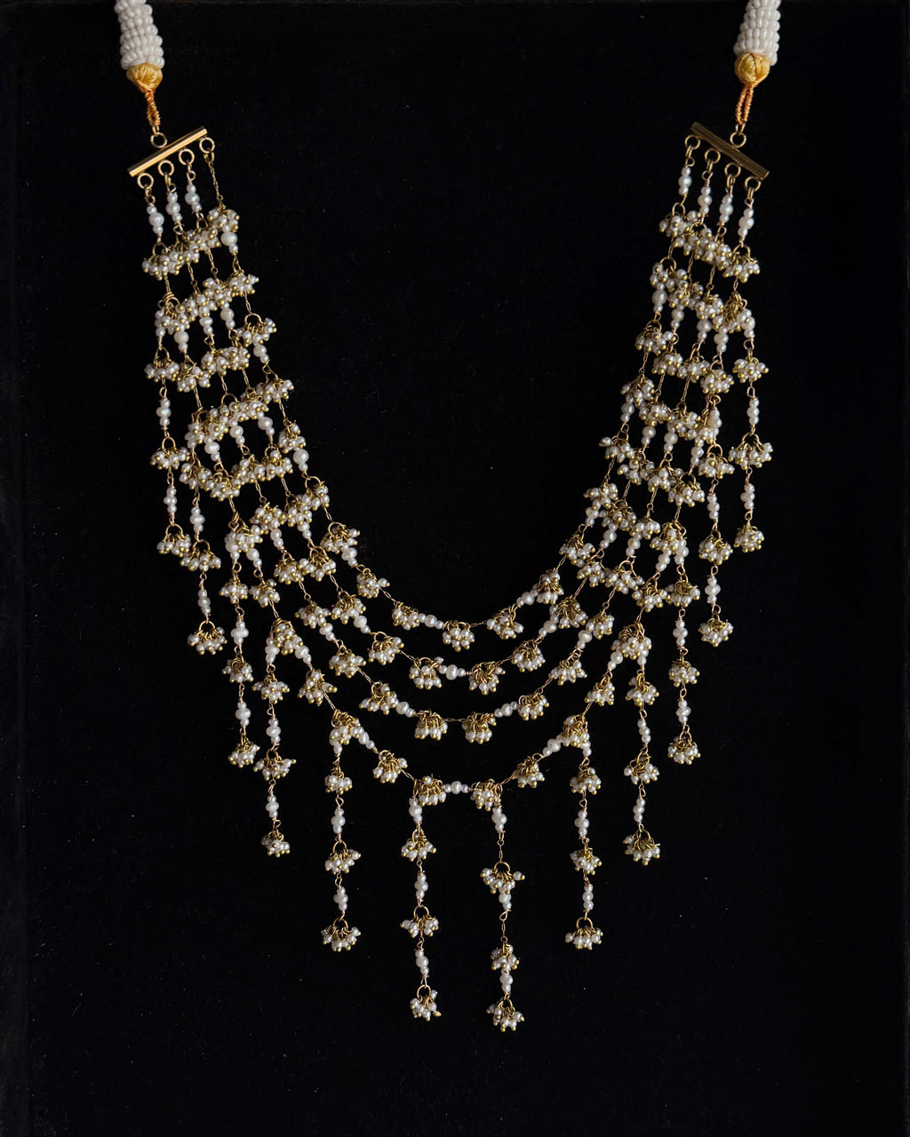 Abeera choker