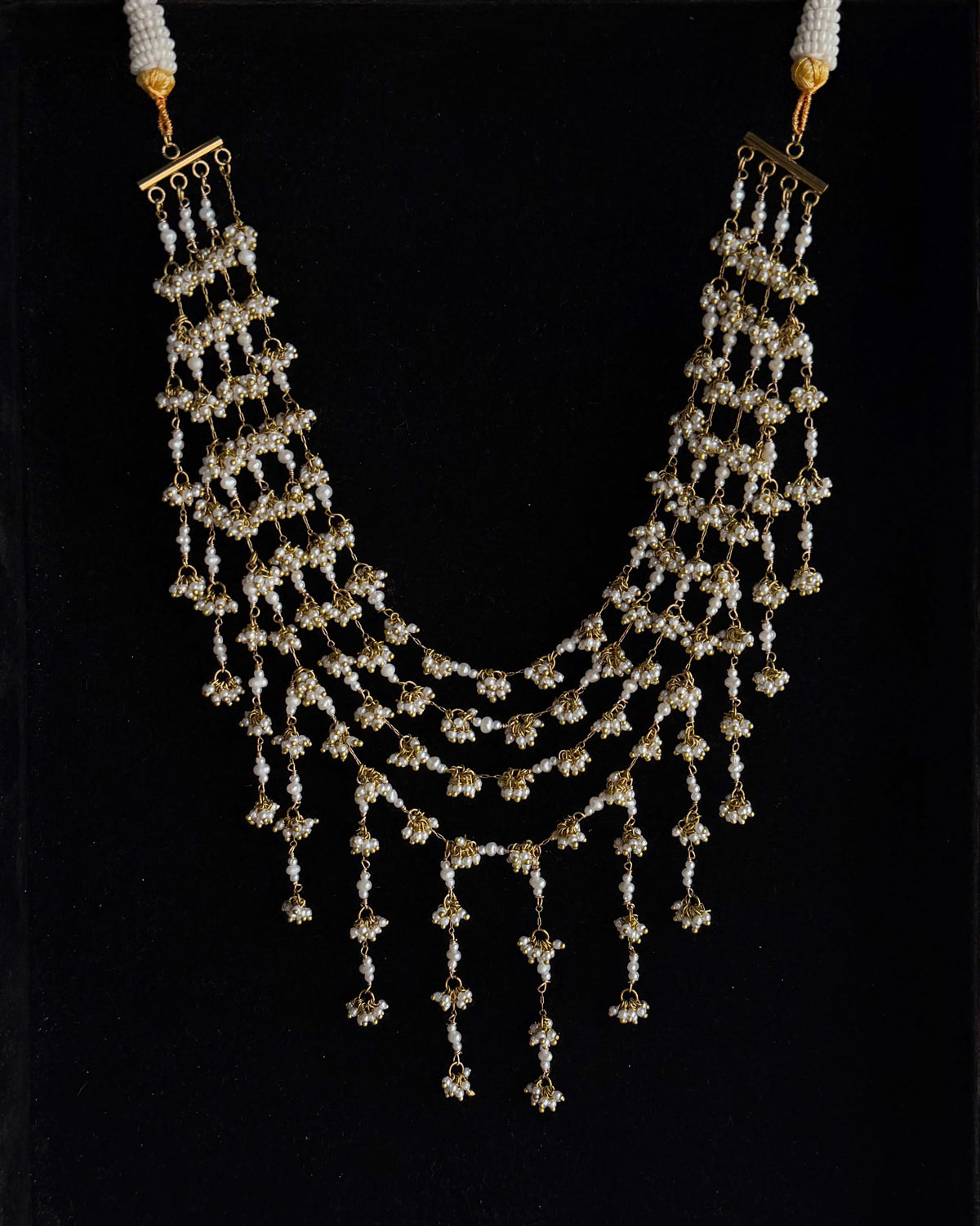 Abeera choker