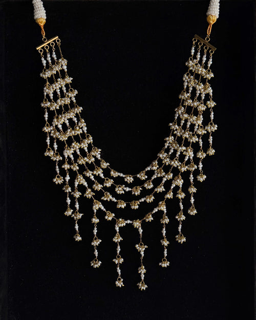 Abeera choker