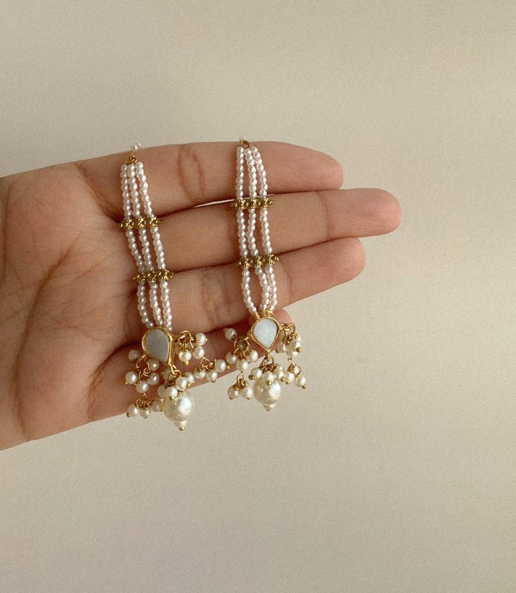 Hania Earrings with Saharas