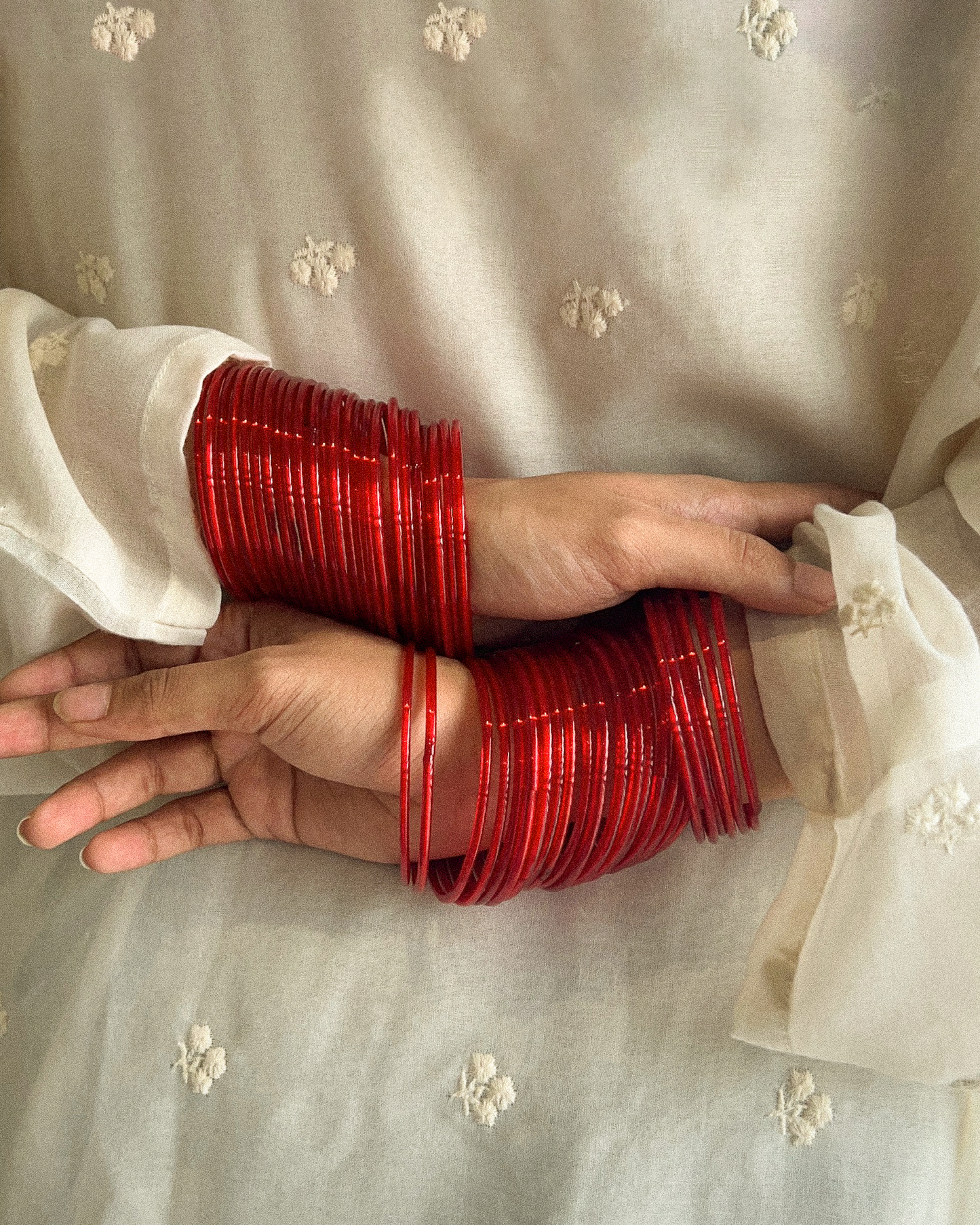 Surkh Glass Bangles